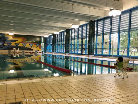 Schwimmhalle am Südring